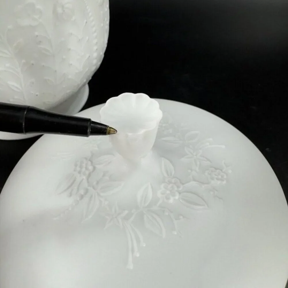 Mid Century Kaiser Candy Bowl Manfred Frey Covered Dish Bowl Porcelain W Sticker